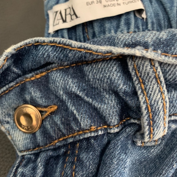 Zara | Paperbag Jeans - Picture 2 of 7